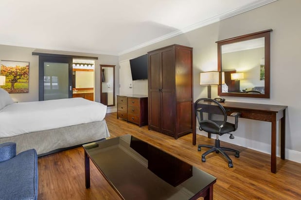 Images Best Western Dry Creek Inn