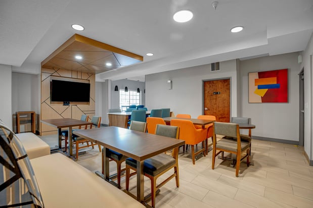 Images Holiday Inn Express & Suites Portland-Jantzen Beach by IHG