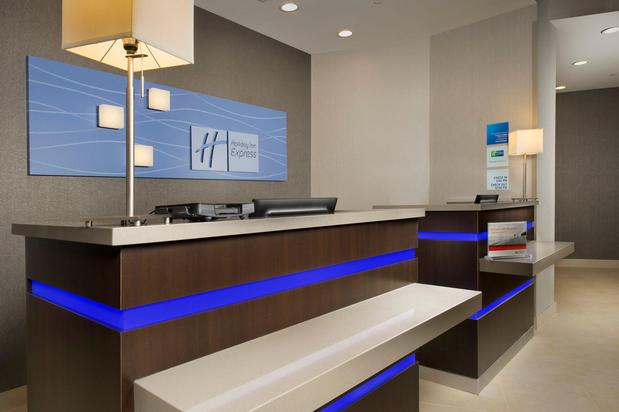 Images Holiday Inn Express & Suites Waco South by IHG