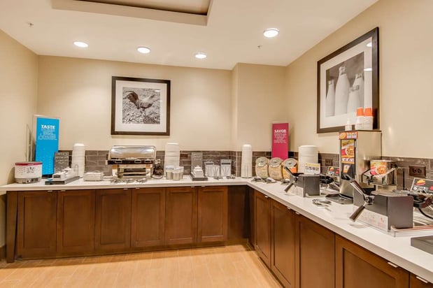 Images Hampton Inn and Suites Los Angeles - Glendale