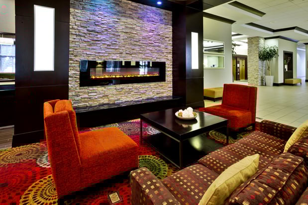 Images Holiday Inn & Suites Chicago Northwest - Elgin by IHG