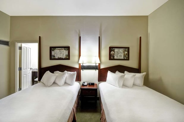 Images Embassy Suites by Hilton Charleston Historic District