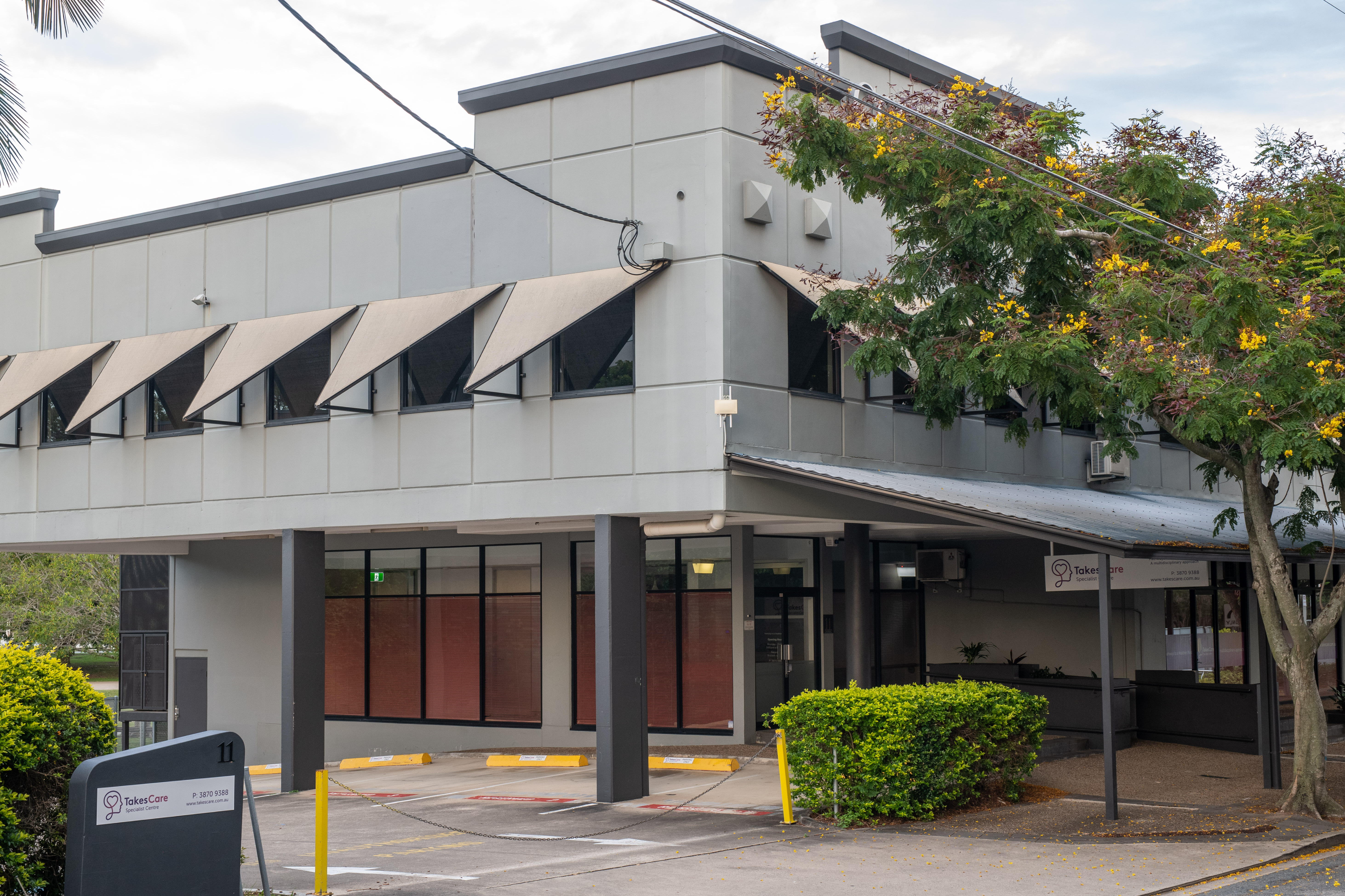 Images Takes Care Specialist Centre