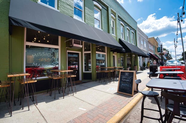 Images Camden Lake Pine Apartments