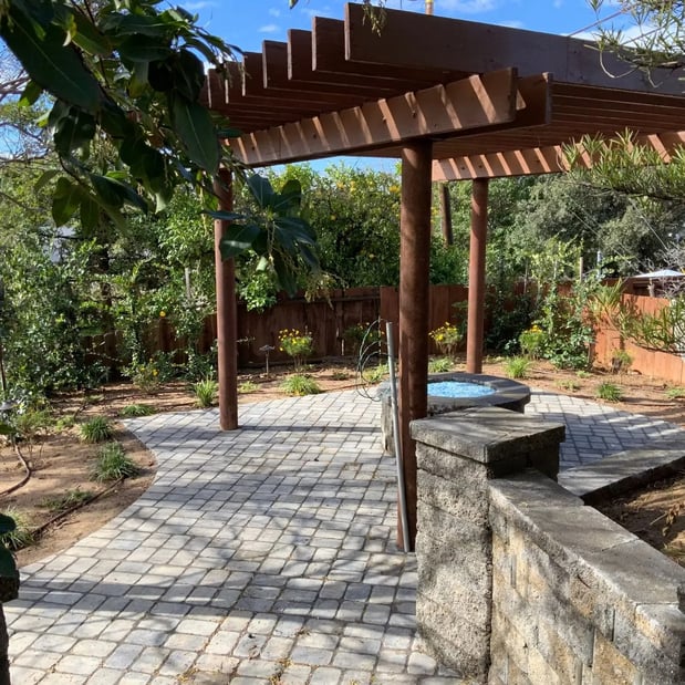Images Js’ Garden Works, LLC.