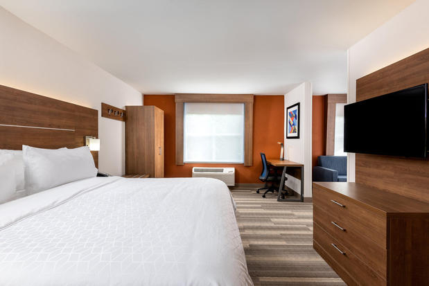 Images Holiday Inn Express Chapel Hill by IHG