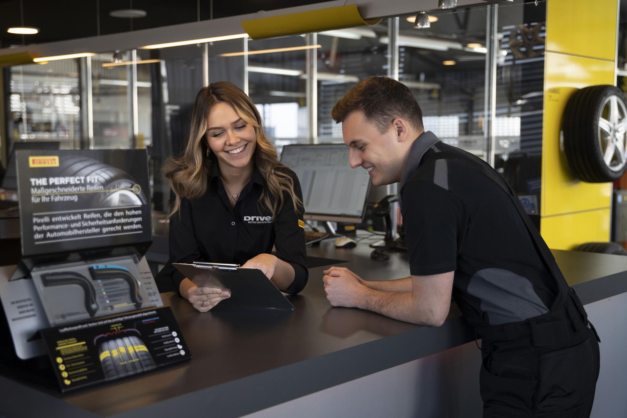 Henrich Reifen und Autoservice GmbH, Rathenaustraße 4 in Bergisch Gladbach