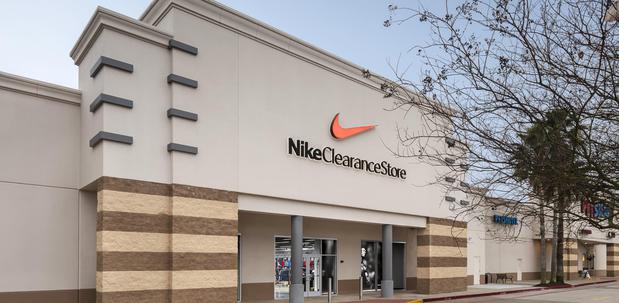Images Nike Clearance Store - Pasadena