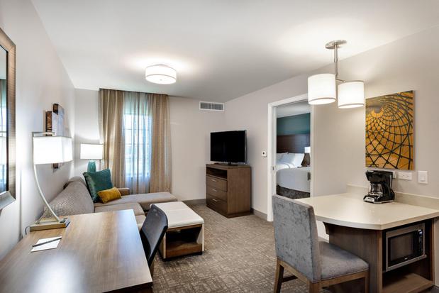 Images Staybridge Suites Fort Lauderdale Airport - West by IHG
