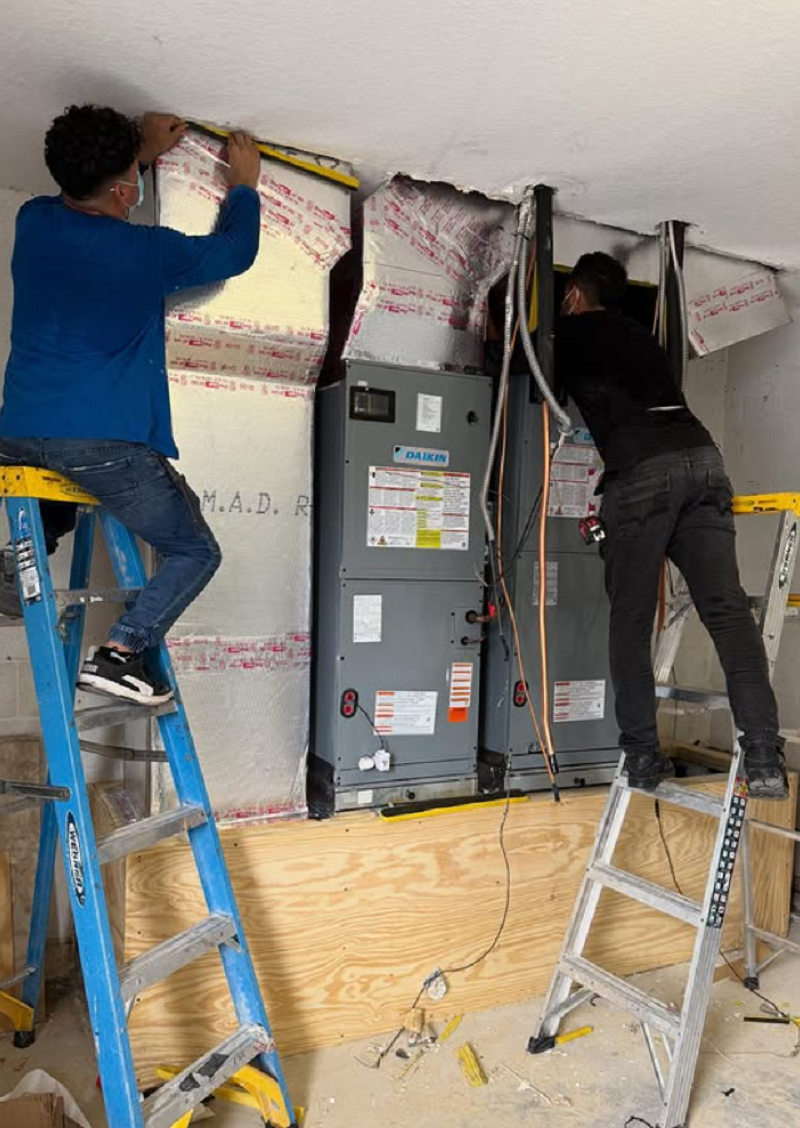 Llarena Service Center LLC Image