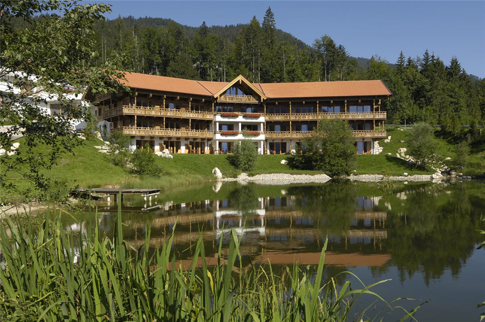 Feuriger Tatzlwurm Berghotel & Spa, BW Signature Collection, Tatzelwurm 1 in Oberaudorf
