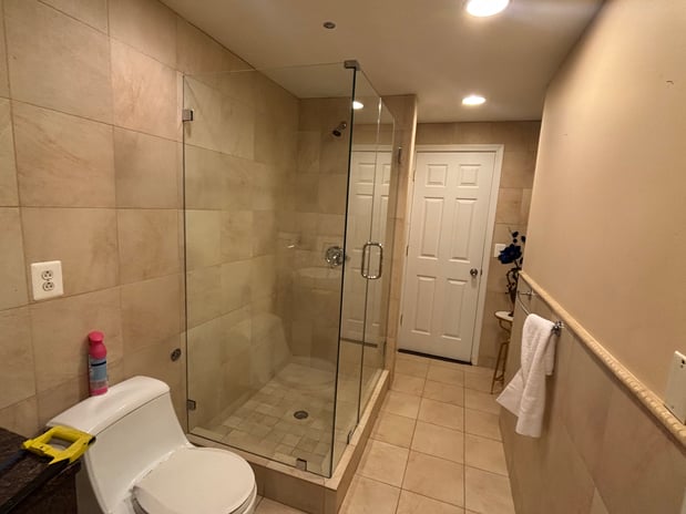 Images Vasquez glass services LLC