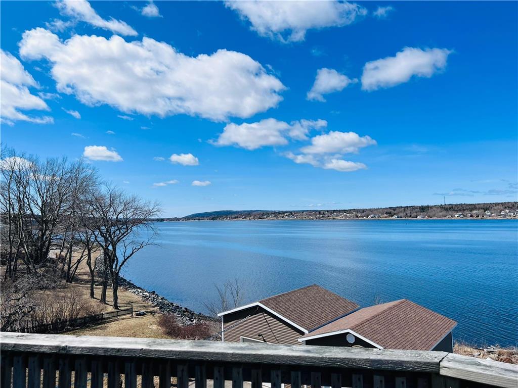 Images Harbourview Inn, SureStay Collection by Best Western