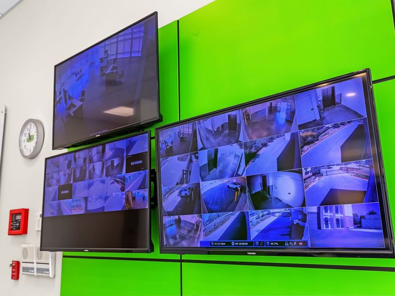 Images Extra Space Storage