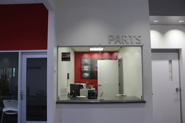 Images Russ Darrow Kia of Wauwatosa Parts Department