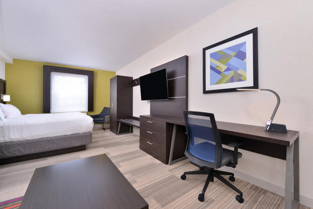 Images Holiday Inn Express Mystic - Groton Area, an IHG Hotel