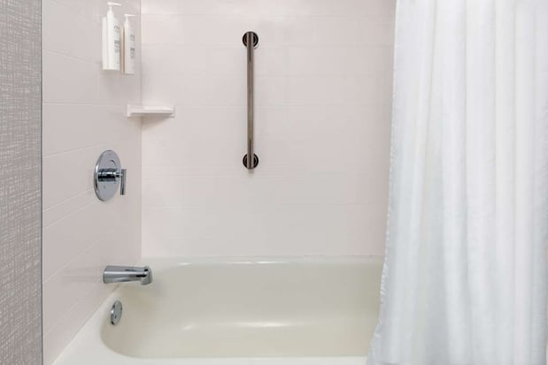 Images Hampton Inn Hartford/Airport