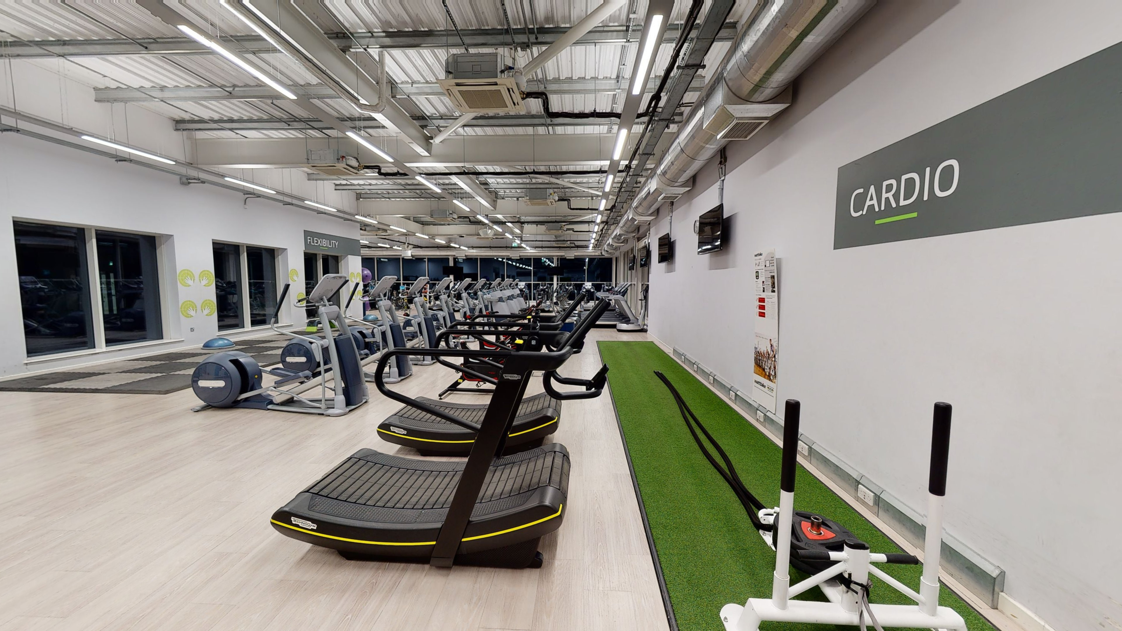 Gym at Graves Health and Sports Centre Graves Health and Sports Centre Sheffield 01142 839900