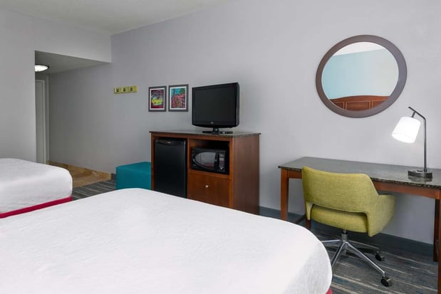 Images Hampton Inn and Suites-Winston-Salem/University Area NC