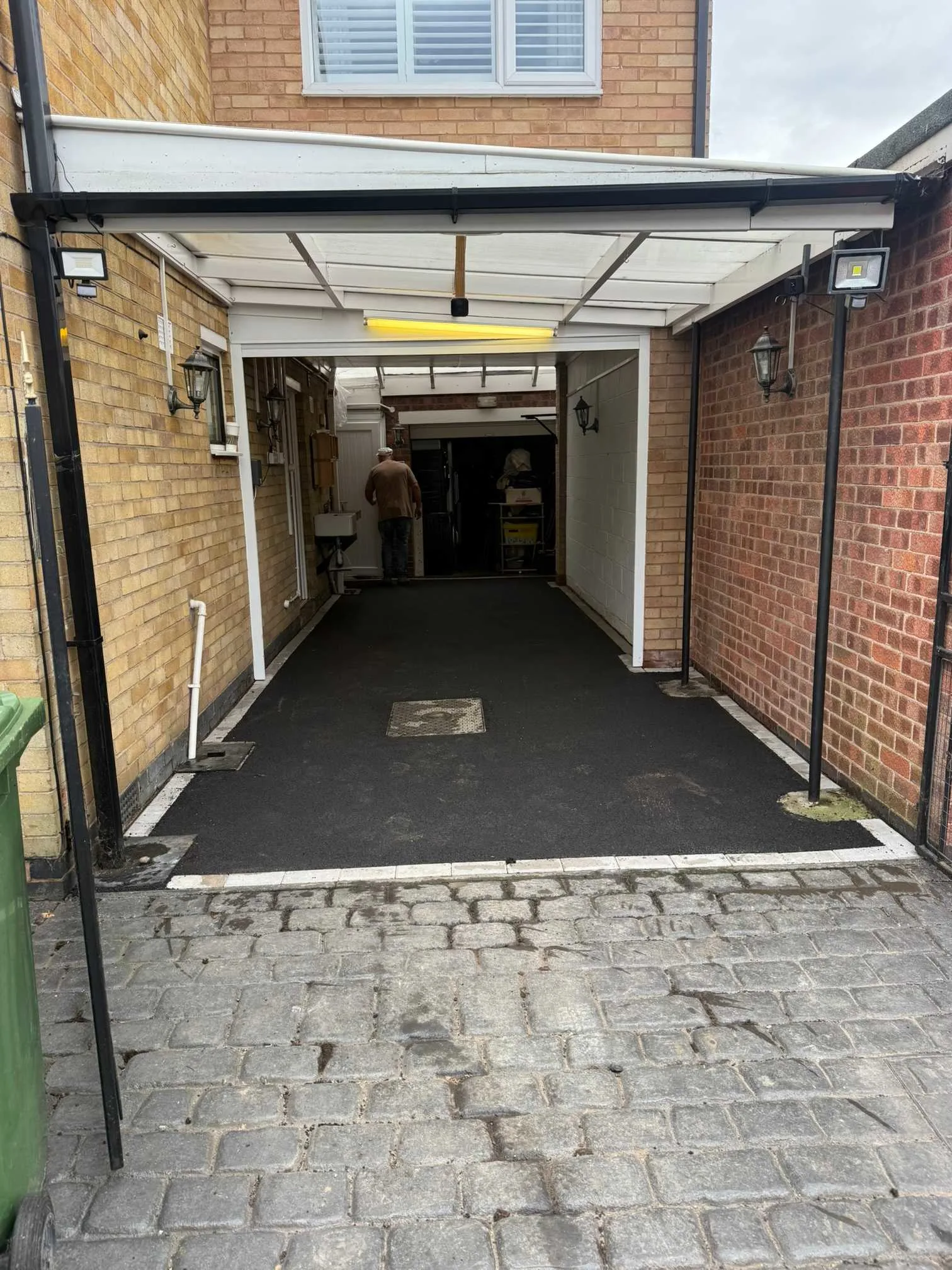 Images Dickens Heath Paving