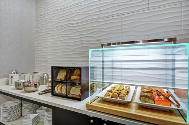 Images Embassy Suites by Hilton Plainfield Indianapolis Airport