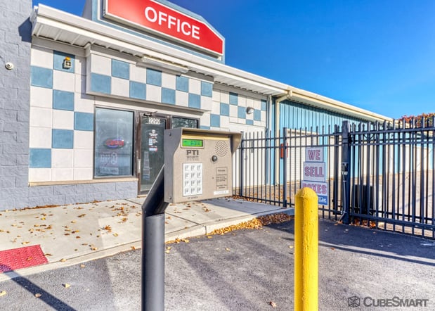 Images CubeSmart Self Storage