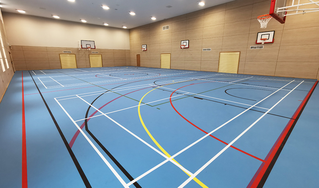 Our modern, spacious sports hall can play host to any number of sports and activities, including ind Jubilee Sports Centre Nuneaton 02476 343688