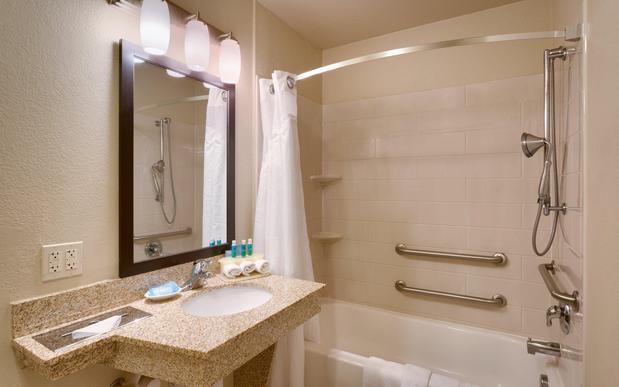 Images Holiday Inn Express & Suites Orem-North Provo, an IHG Hotel