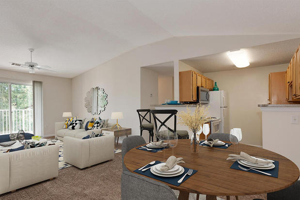 Images Forest Oaks Apartment Homes