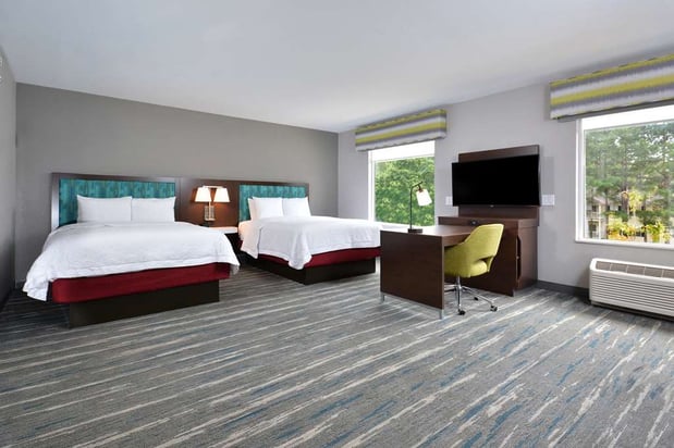Images Hampton Inn & Suites by Hilton Charlotte North I 485