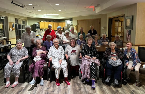 Images Lake Song Assisted Living