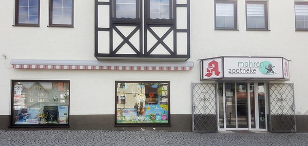Aussenansicht der Mohren Apotheke