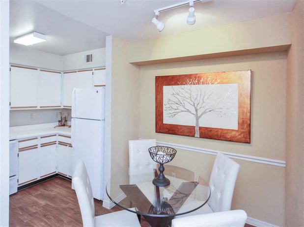 Images Riverside Park Apartments