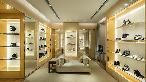 Images Louis Vuitton Milano Bagutta