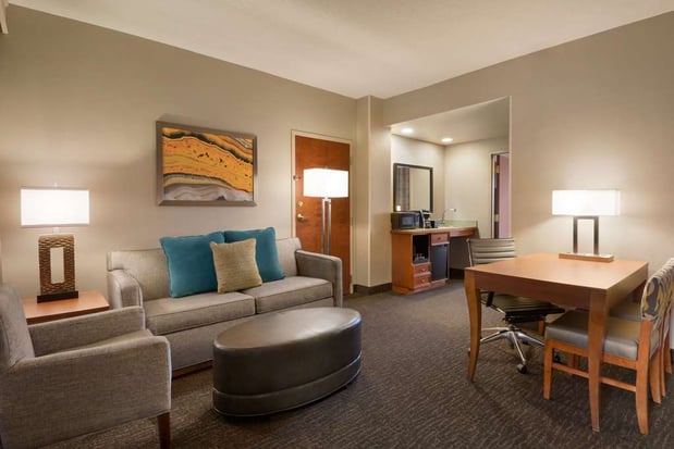 Images Embassy Suites by Hilton Franklin Cool Springs