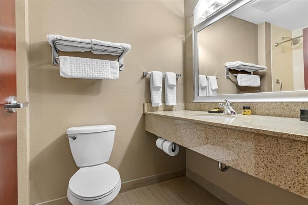 Images Best Western Plus Hiawatha Hotel