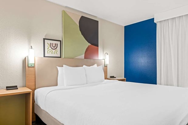 Images Spark by Hilton Port Wentworth Savannah