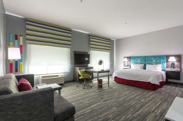 Images Hampton Inn & Suites Dallas East