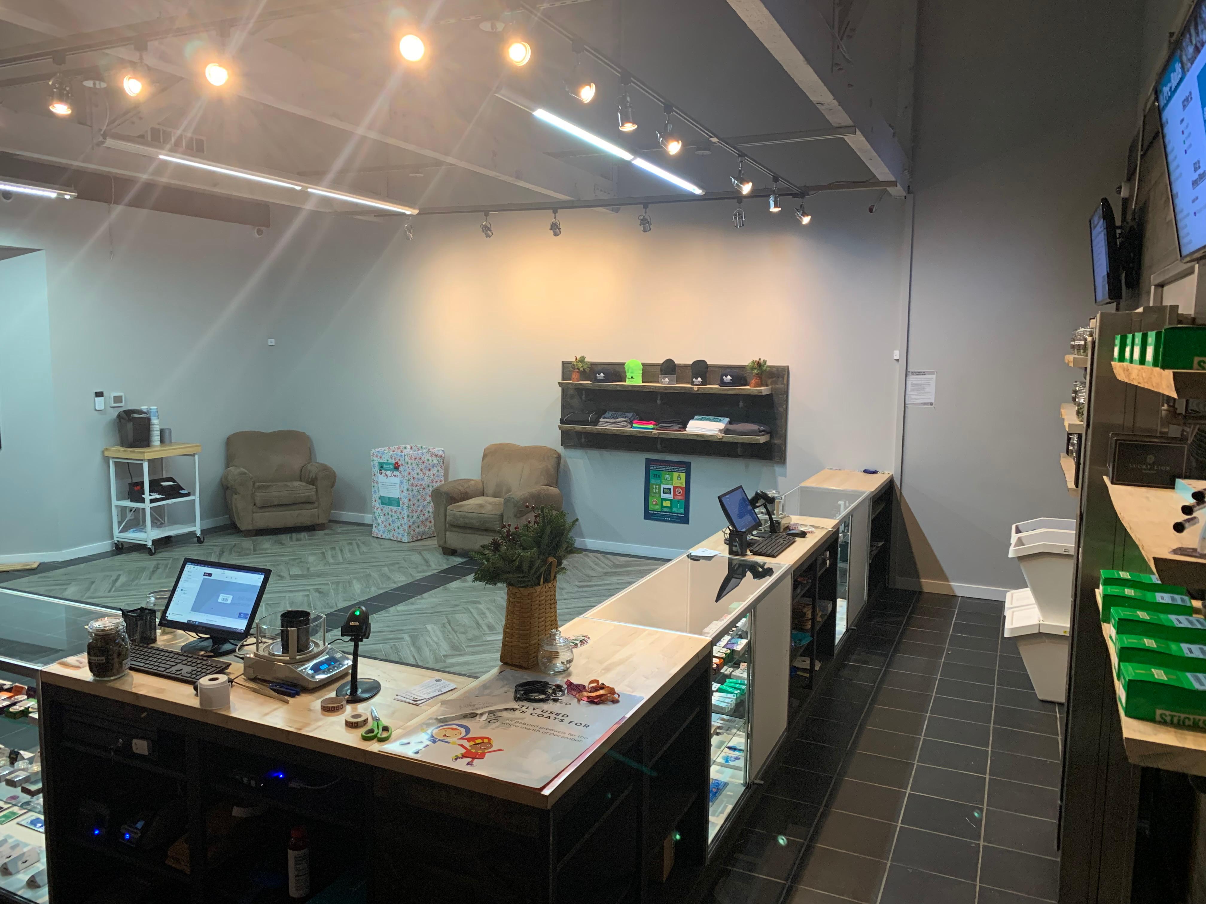 Oregon Bud Company Recreational Marijuana Dispensary - Cesar Chavez Photo