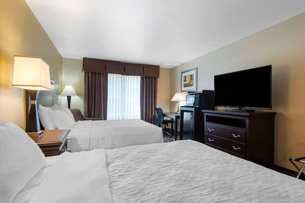 Images Best Western Plus Eau Claire Conference Center