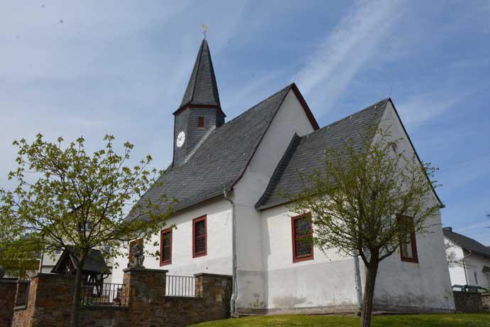 Bild 1 Evangelische Kirche Orlen - Evangelische Kirchengemeinde Orlen in Taunusstein