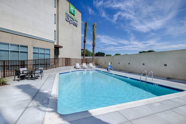 Images Holiday Inn Express & Suites Ontario - Chino Hills by IHG