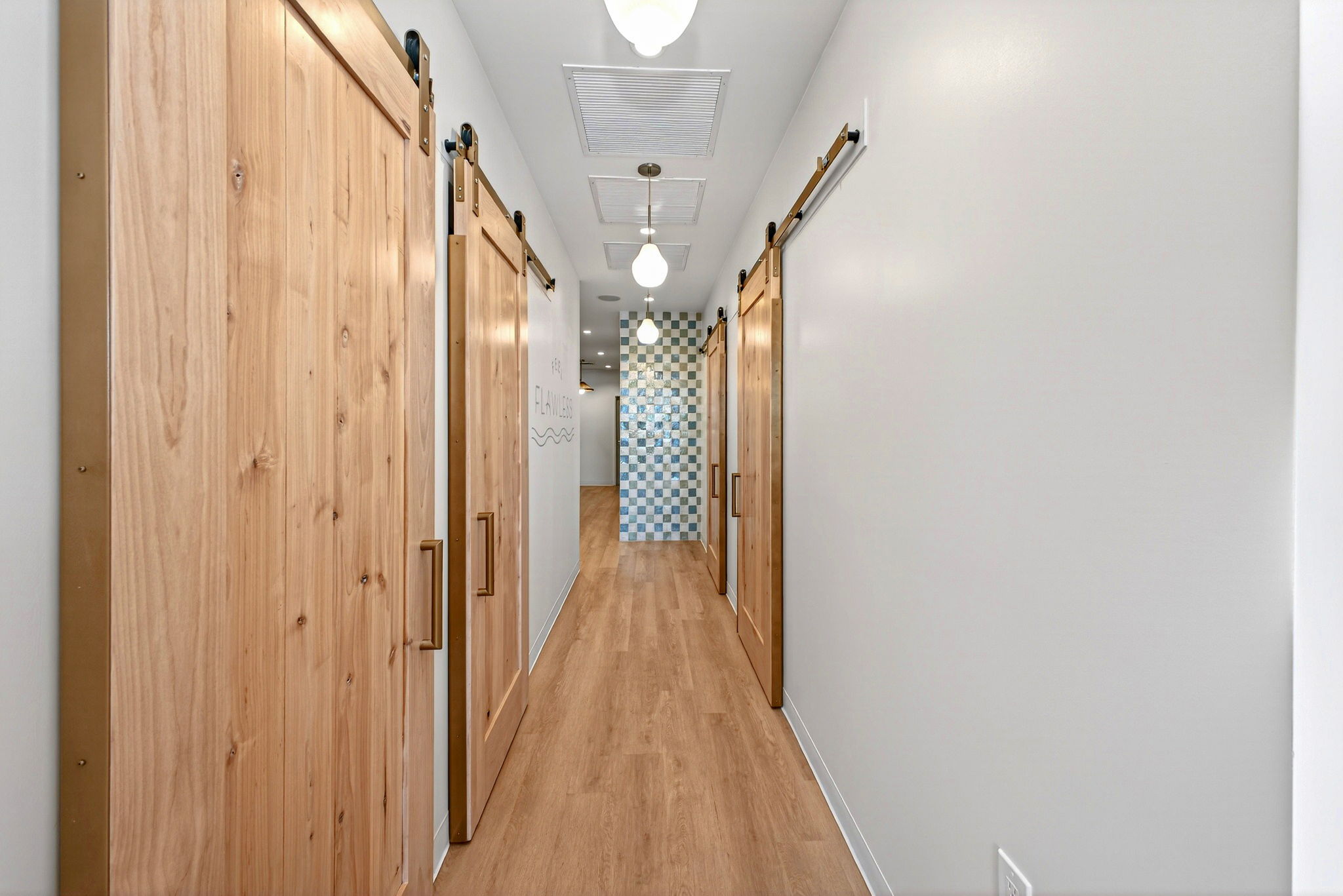 SUGARED + BRONZED La Jolla Feel Flawless