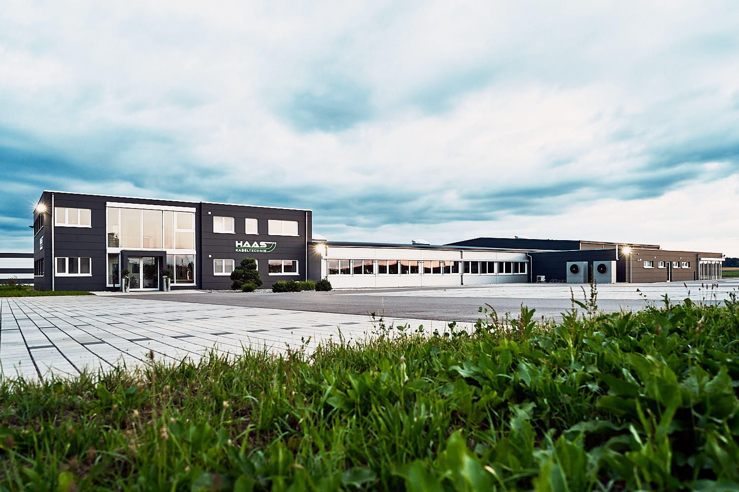 HAAS Kabeltechnik AG, Peter-Birk-Strasse 5 in Dunningen