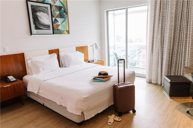 Images Hampton Inn & Suites Santa Monica