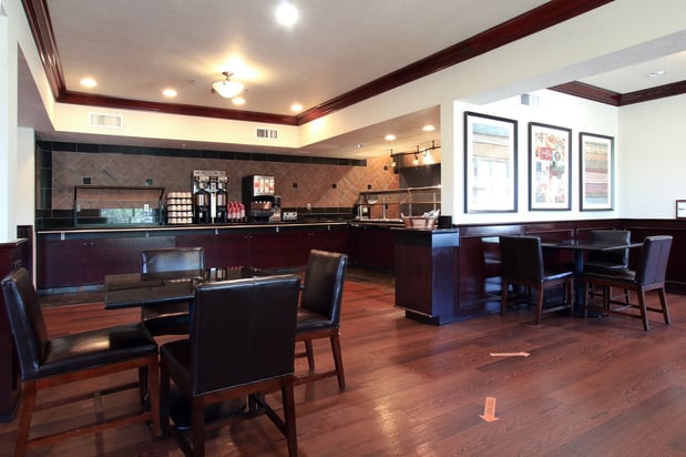 Images Oxford Suites Spokane Valley