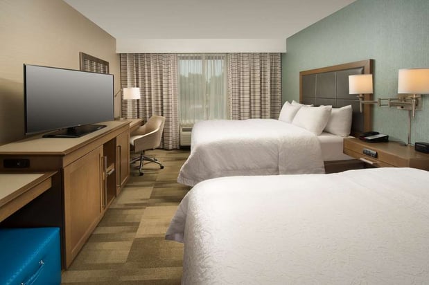 Images Hampton Inn & Suites Syracuse/Carrier Circle