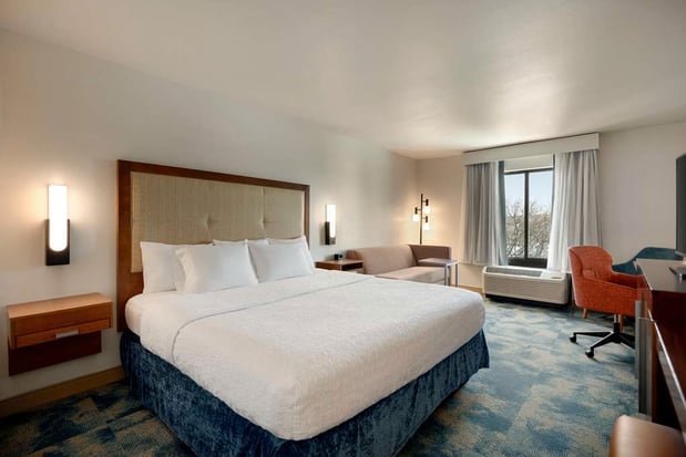 Images Hampton Inn & Suites San Marcos