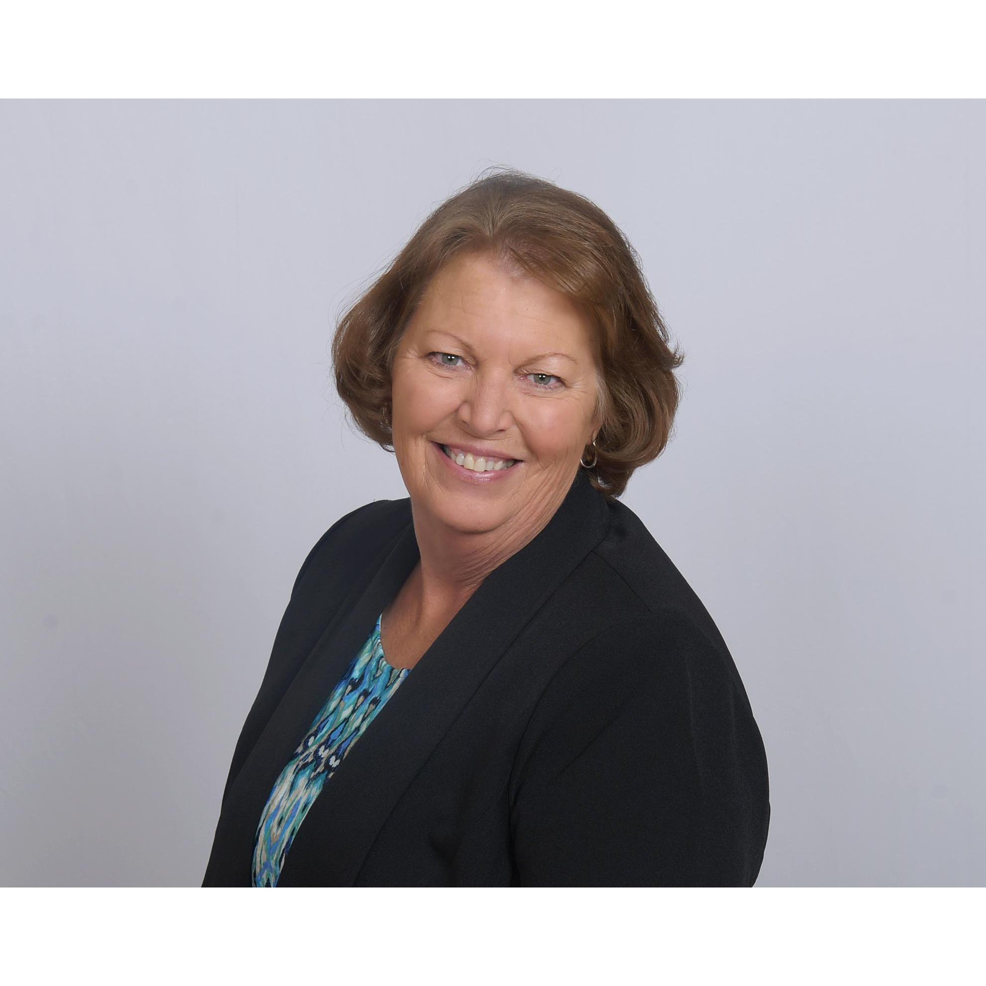 Elizabeth Grace - Sierra Nevada Properties