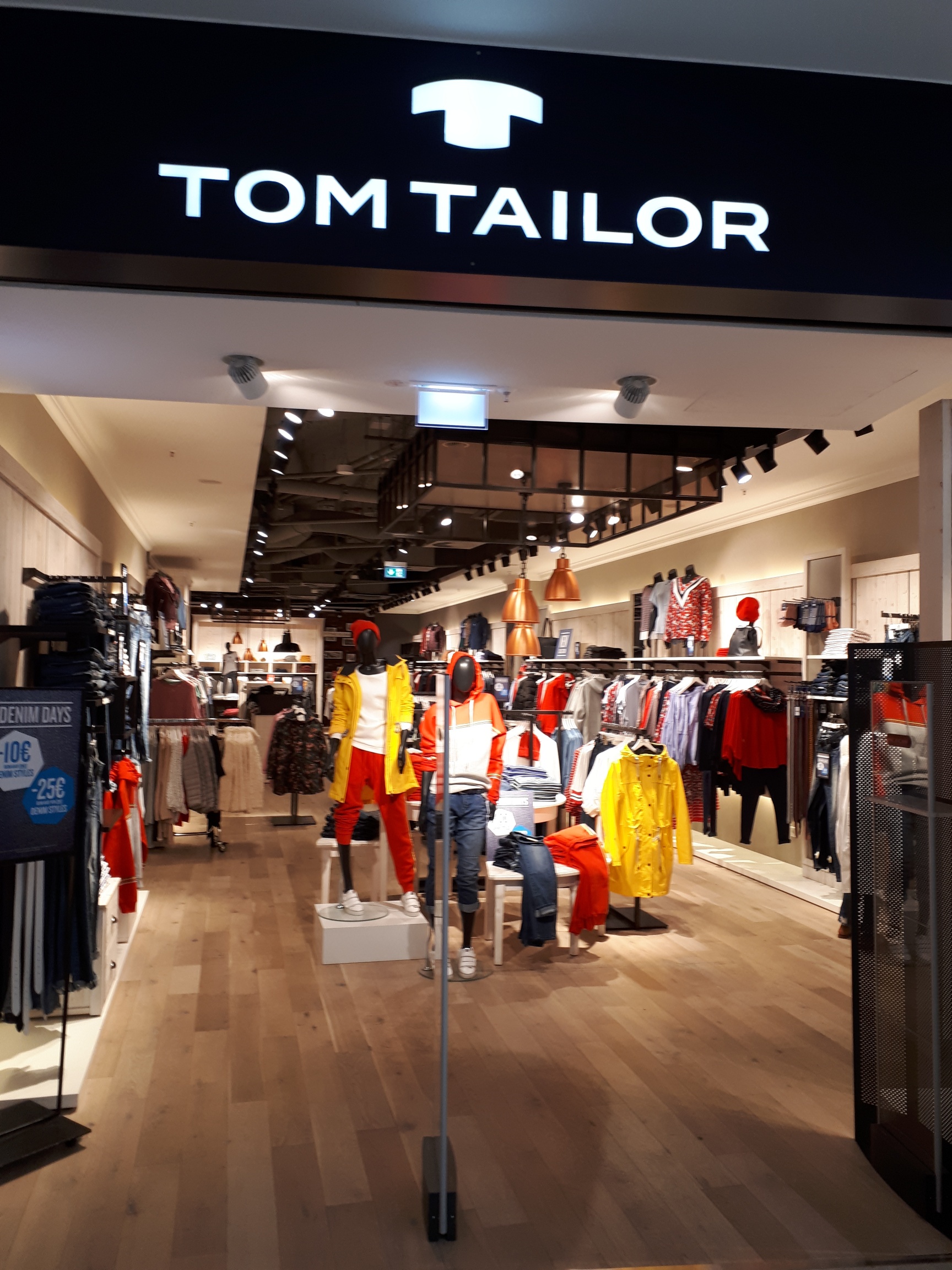 TOM TAILOR Store, Königsplatz 61 in Kassel